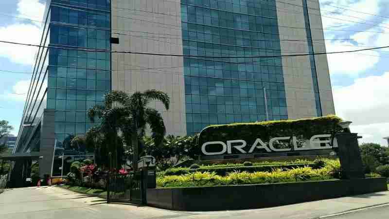 #itindustry - Digital concept art for illustrative purpose, tags: oracle - Monok